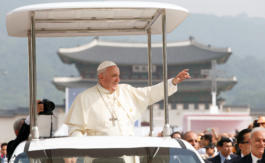 Le pape François, l’immigration et la Terre promise