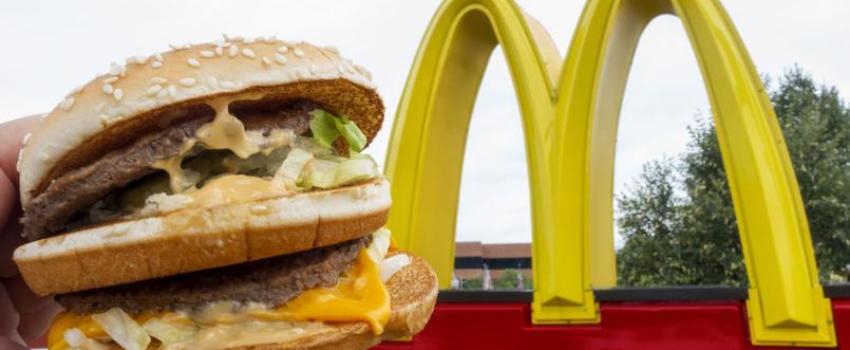 Un maire s’insurge contre les affiches publicitaires de McDonald’s