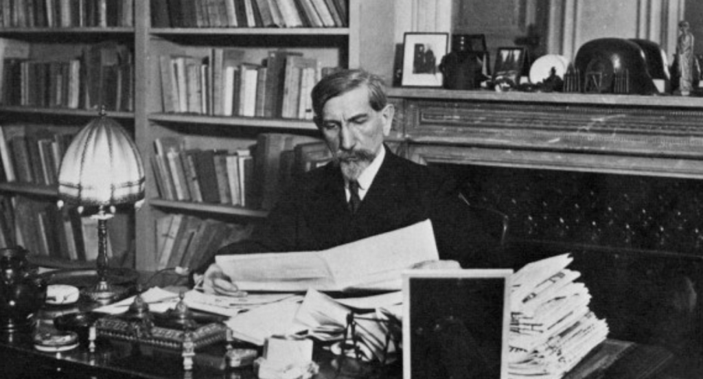 Le ministere de la culture ensure Maurras