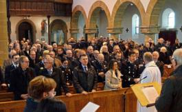 Moselle : la présence de gendarmes à l’église scandalise