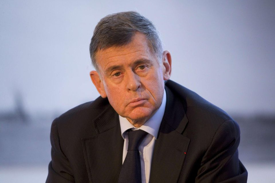 L'ancien patron de Carrefour feçoit un pactole pendant que des centainezs de salariés sont ouchés par un plan social