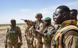 Au Sahel, les ter­ro­ristes veulent frap­per plus loin et plus fort