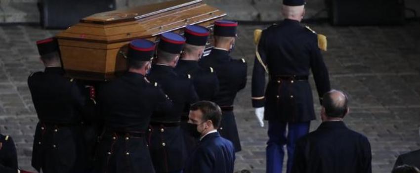Après l’effroi, la France craint que Samuel Paty soit mort pour rien