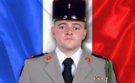 Un sol­dat fran­çais tué au Mali dans l’at­taque au mor­tier du camp mili­taire de Gao