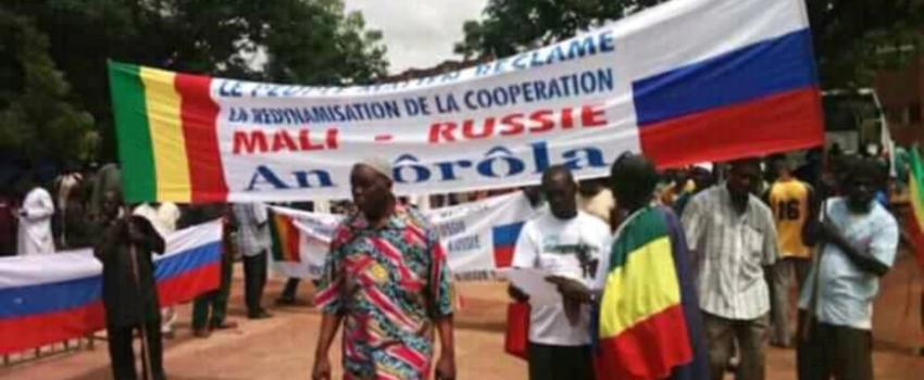 La junte militaire au Mali, verrouille l’information