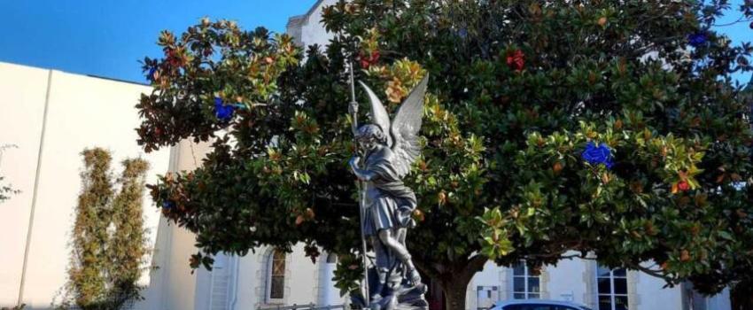 Statue de saint Michel : le Conseil d’État retoque la ville des Sables-d’Olonne